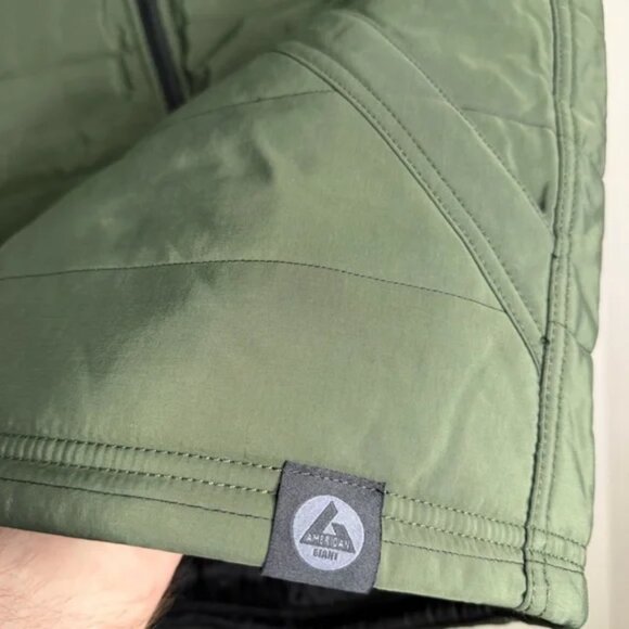 American Giant Green Vest Men's Size Large Outdoor Hiking Gorpcore Camping Fall - Picture 3 of 4